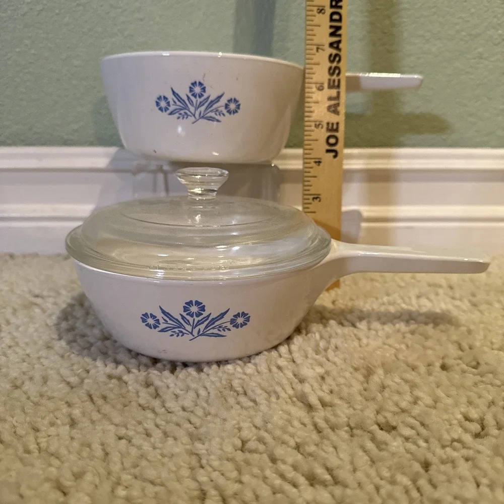 2 Piece Corning Ware Blue Cornflower Set  P-82-B P-83-B  One Glass Lid